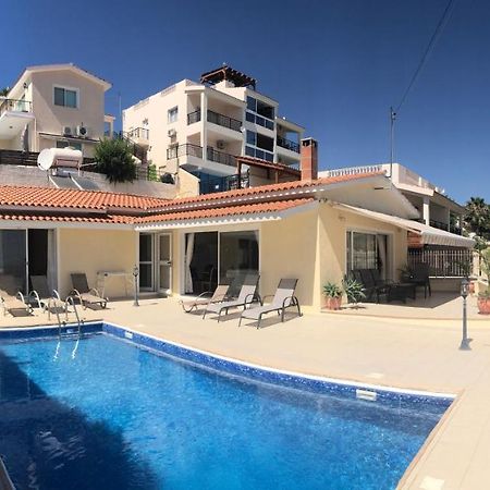 Peyia Palm Villa Paphos Exterior foto